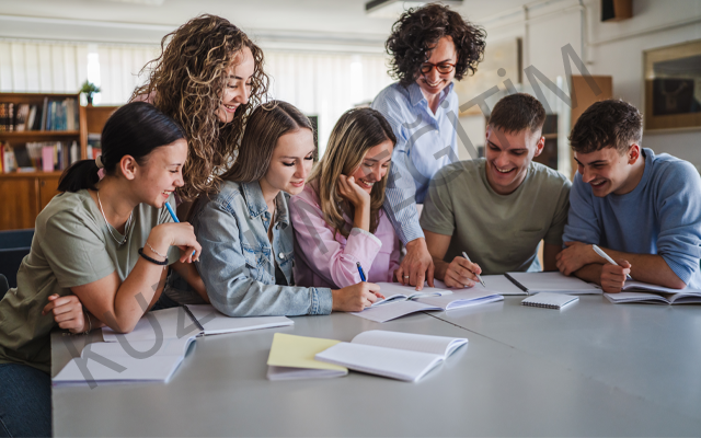 Kuzgun Eğitim Kütüphane İle Sessiz Ve Odaklı Çalışma Düzeni